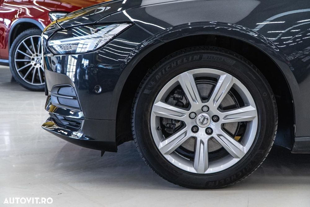 Volvo V90 D3 Geartronic Momentum Pro - 41