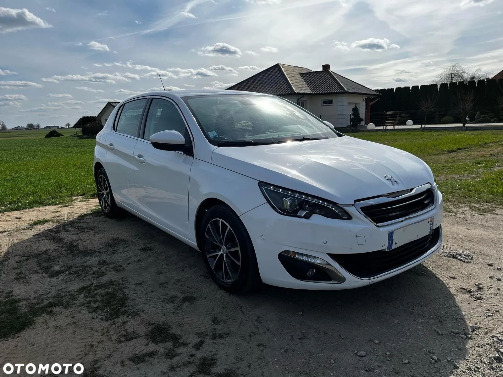 Peugeot 308 - 1