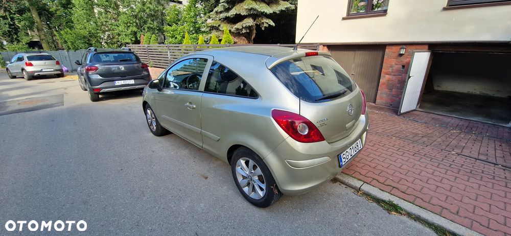 Opel Corsa 1.2 16V - 4