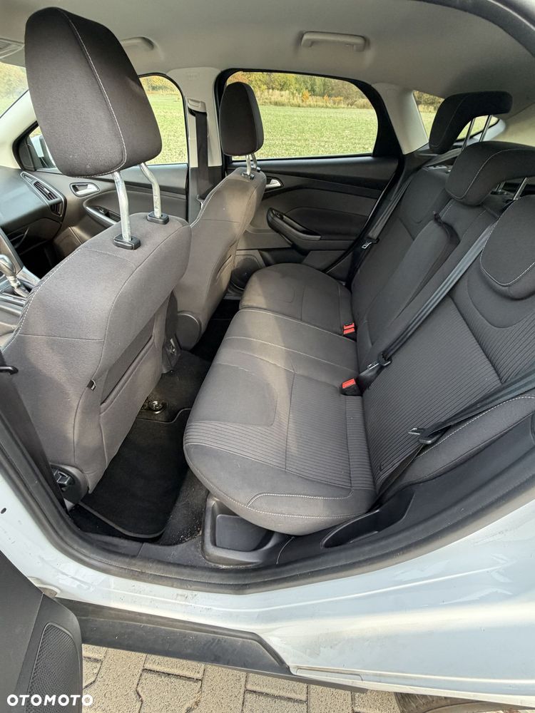 Ford Focus 1.6 EcoBoost Titanium - 22