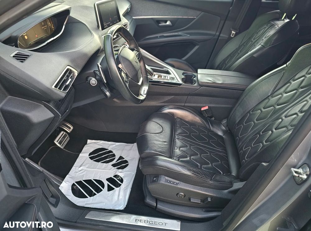 Peugeot 5008 - 5