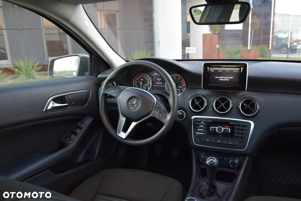 Mercedes-Benz Klasa A 180 BlueEfficiency Edition - 12