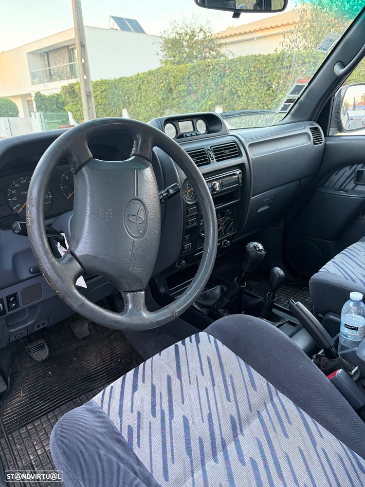 Toyota Land Cruiser - 3