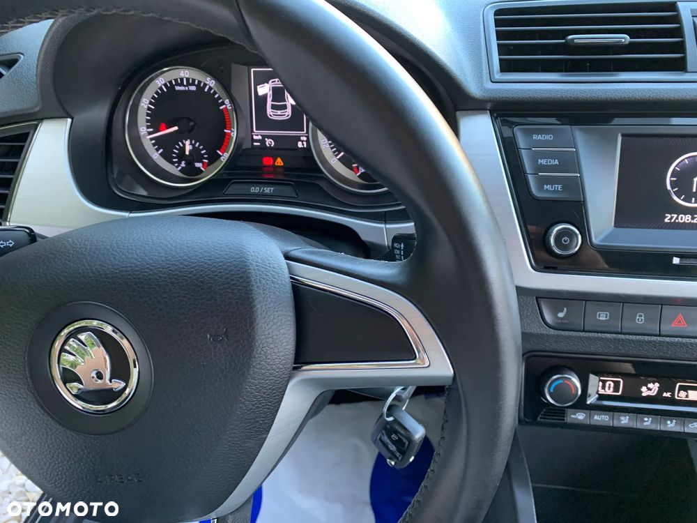 Skoda Fabia 1.2 TSI Monte Carlo - 27
