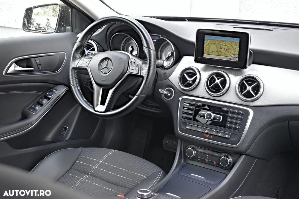 Mercedes-Benz GLA 220 d 7G-DCT - 9