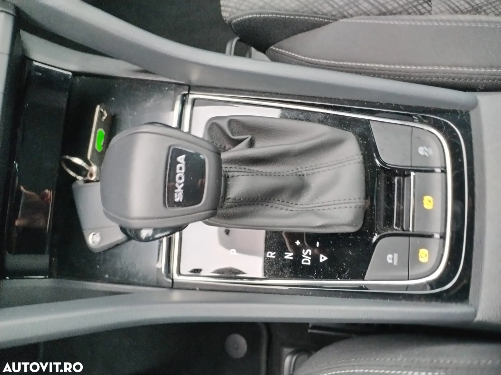 Skoda Karoq 1.5 TSI DSG Selection - 14