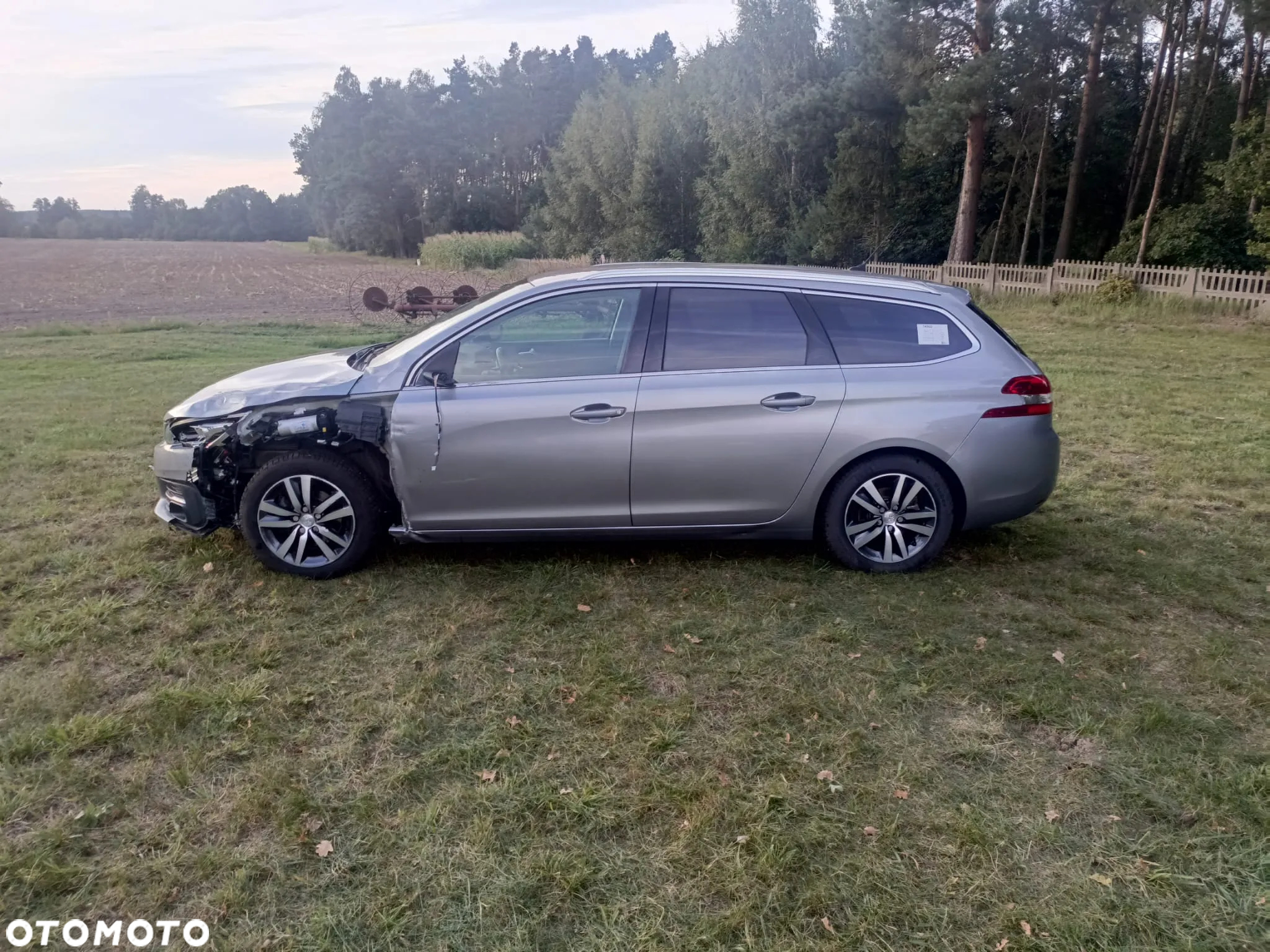 Peugeot 308 1.6 BlueHDi Allure S&S EAT6 - 11