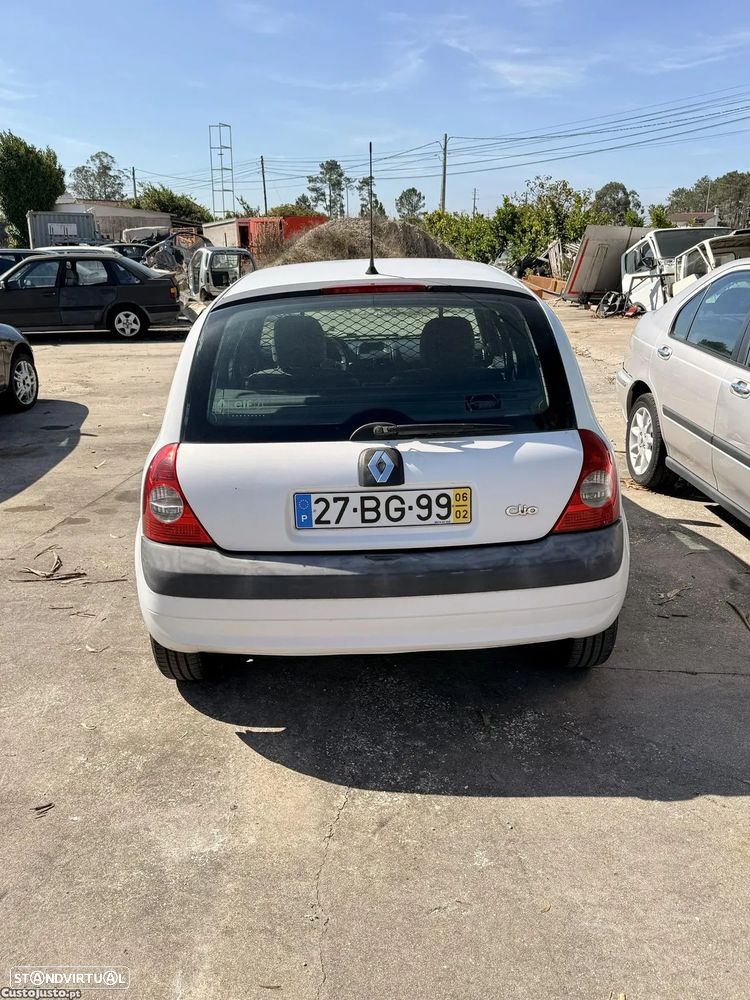 Renault Clio 1.5 dCi Pack - 11