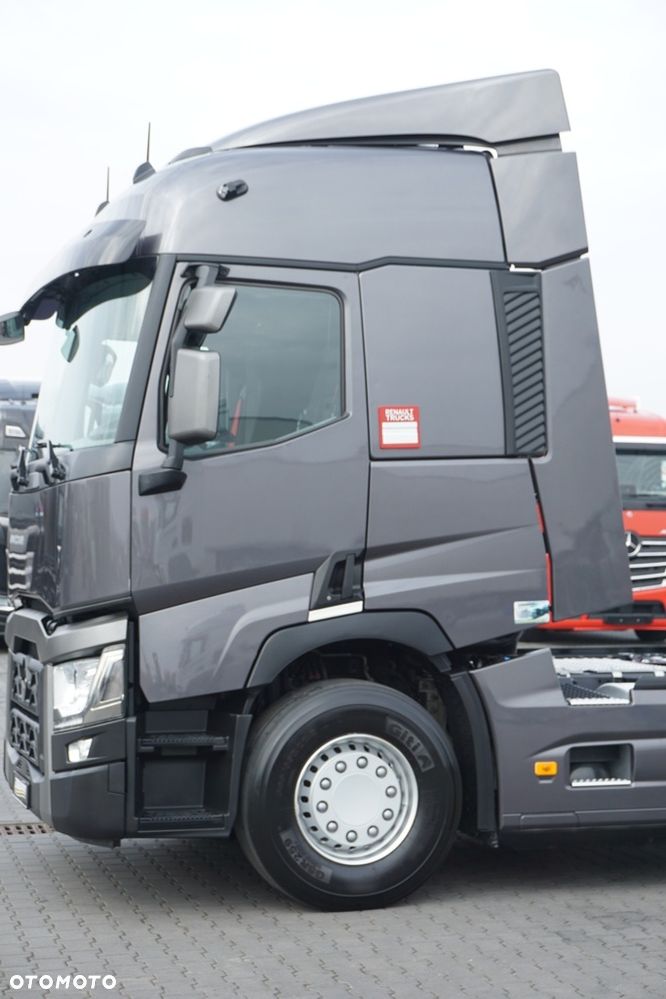 Renault / T 460 / EURO 6 / ACC / RETARDER / SLEEPER CAB - 24