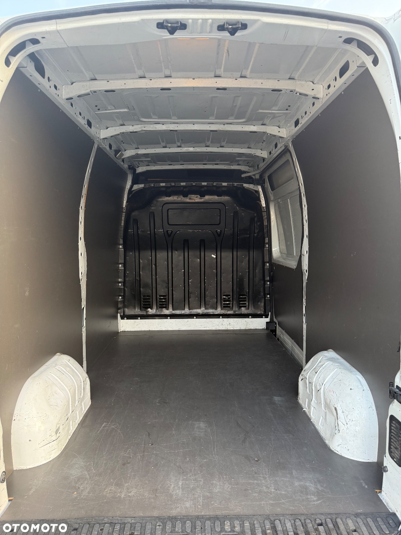 Opel Movano - 8