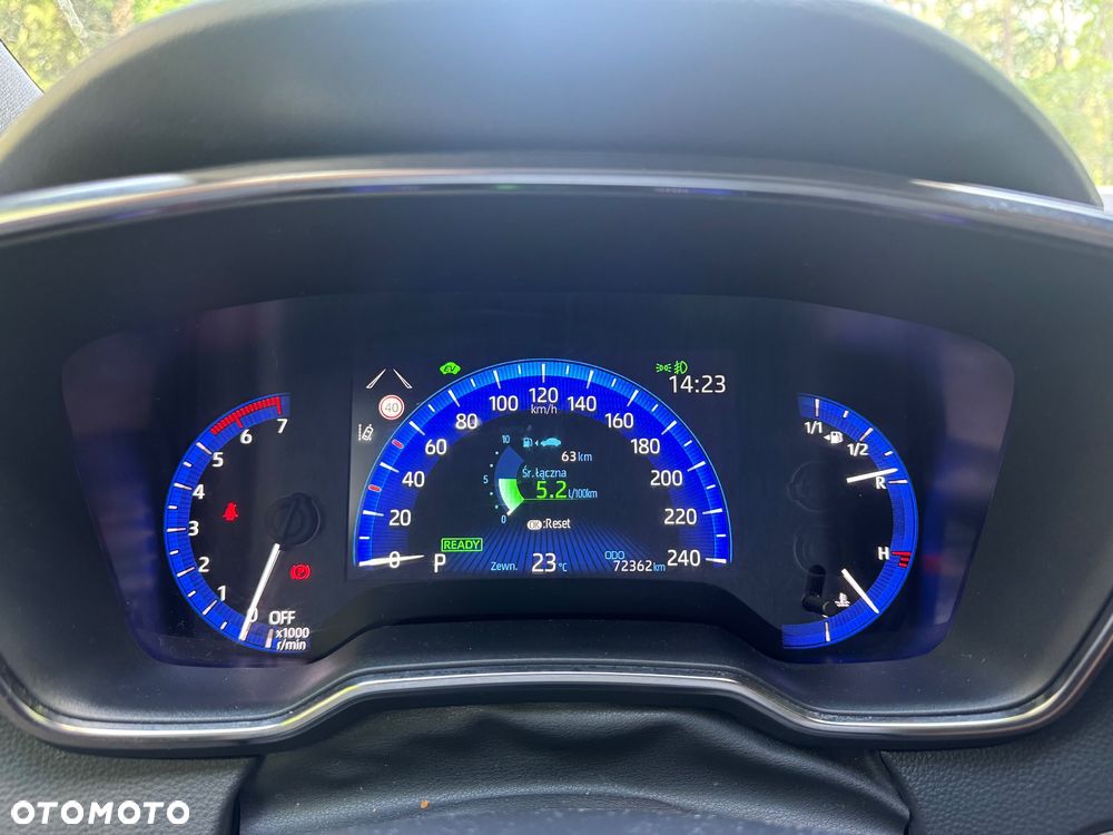 Toyota Corolla 1.8 Hybrid Executive - 21