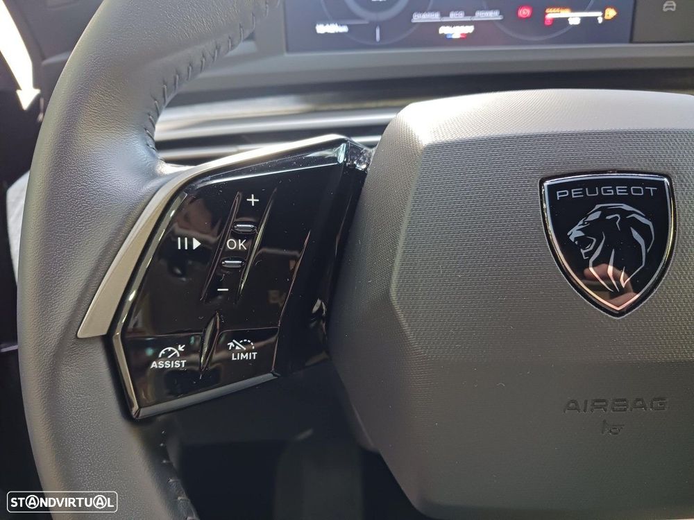 Peugeot 3008 1.2 Hybrid Allure Pack e-DCS6 - 27