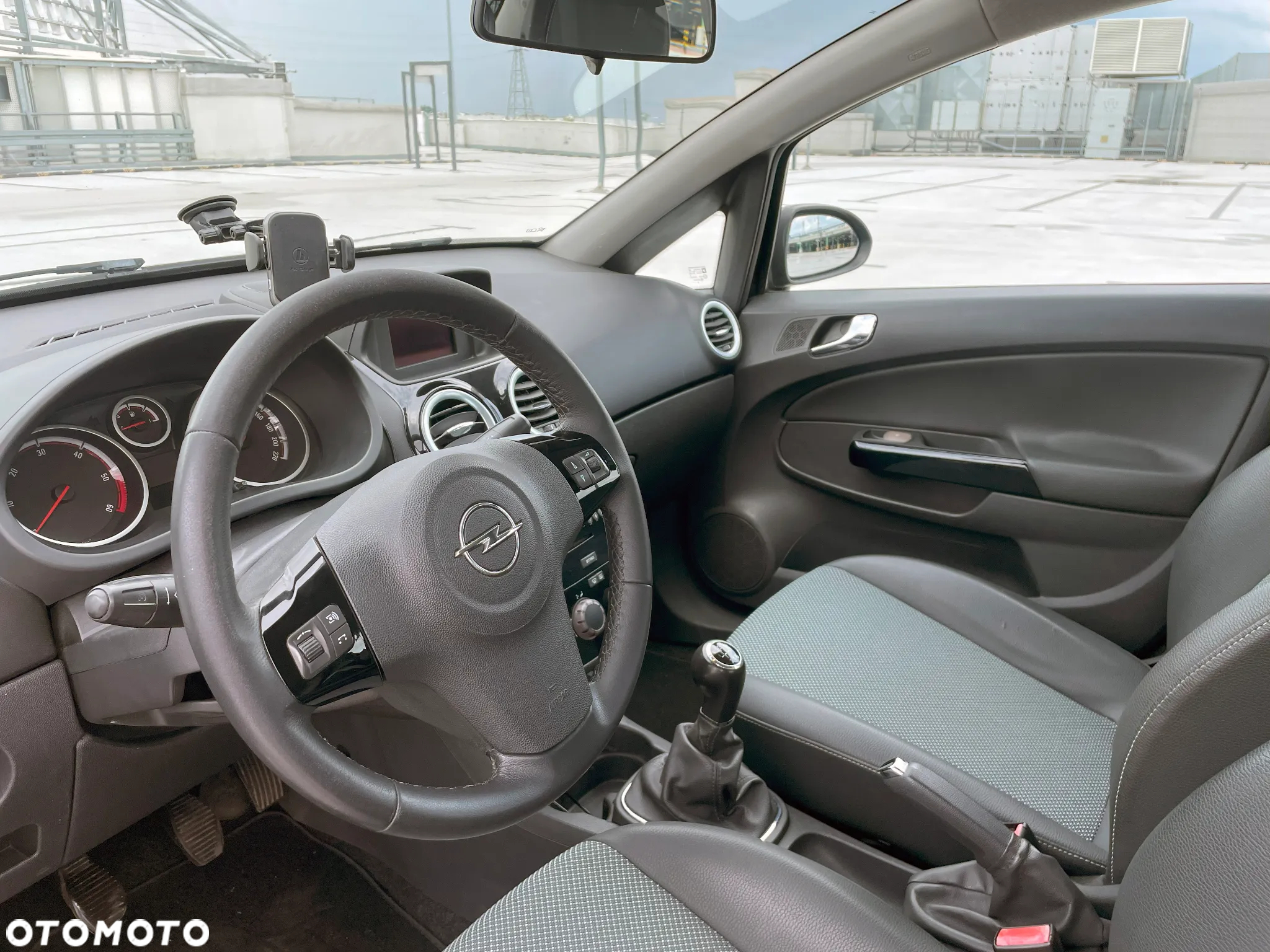 Opel Corsa 1.3 CDTI Cosmo - 27