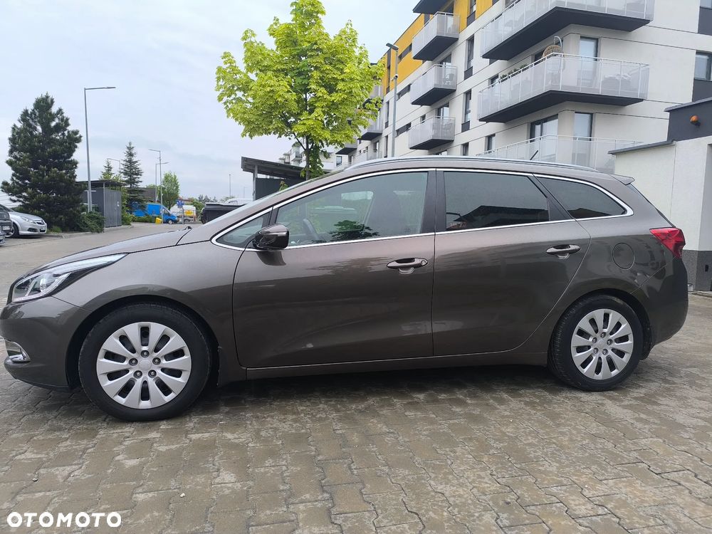 Kia Ceed 1.6 GDI L - 10