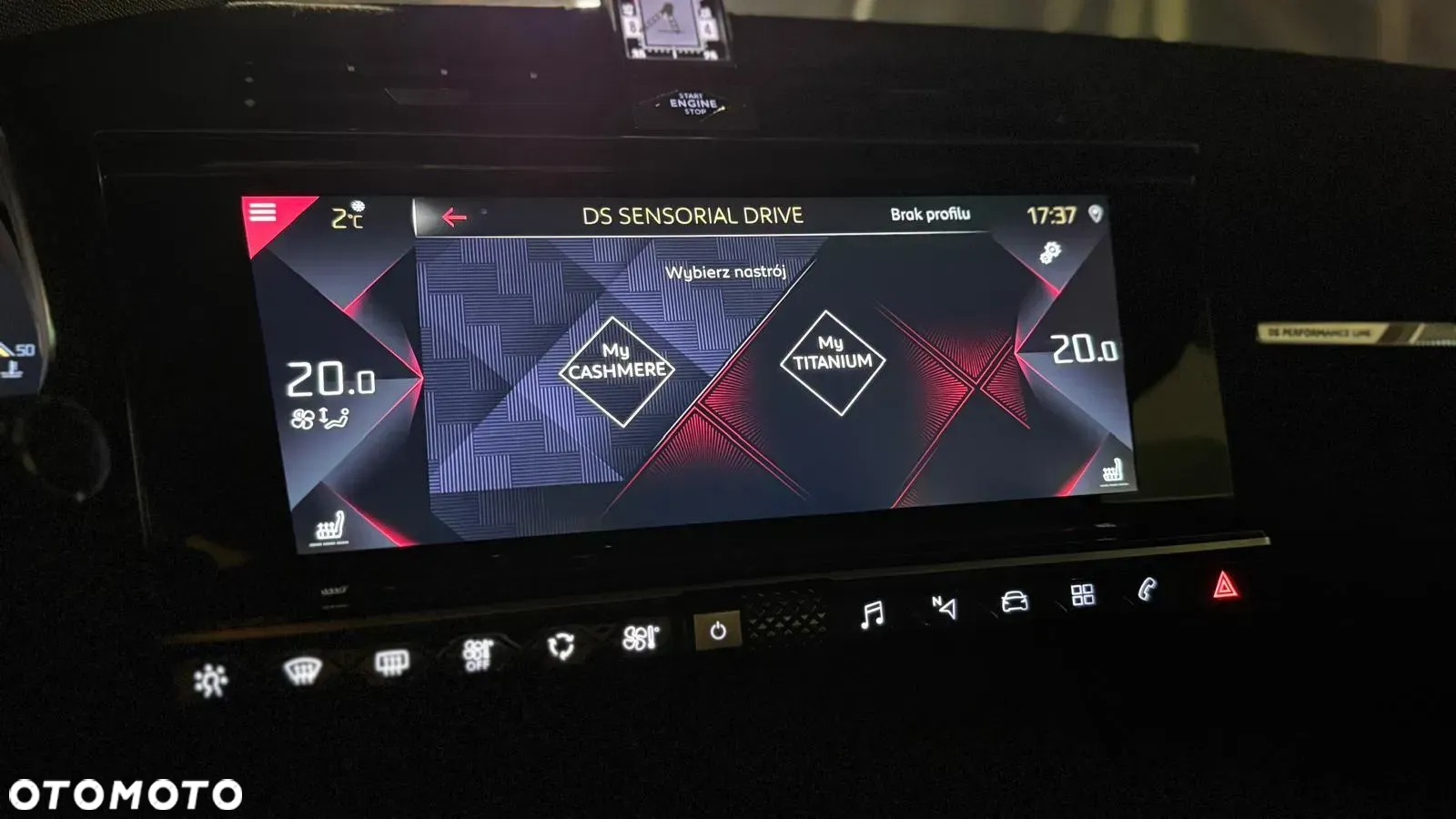 DS Automobiles DS 7 Crossback 1.6 PureTech Performance Line + - 33