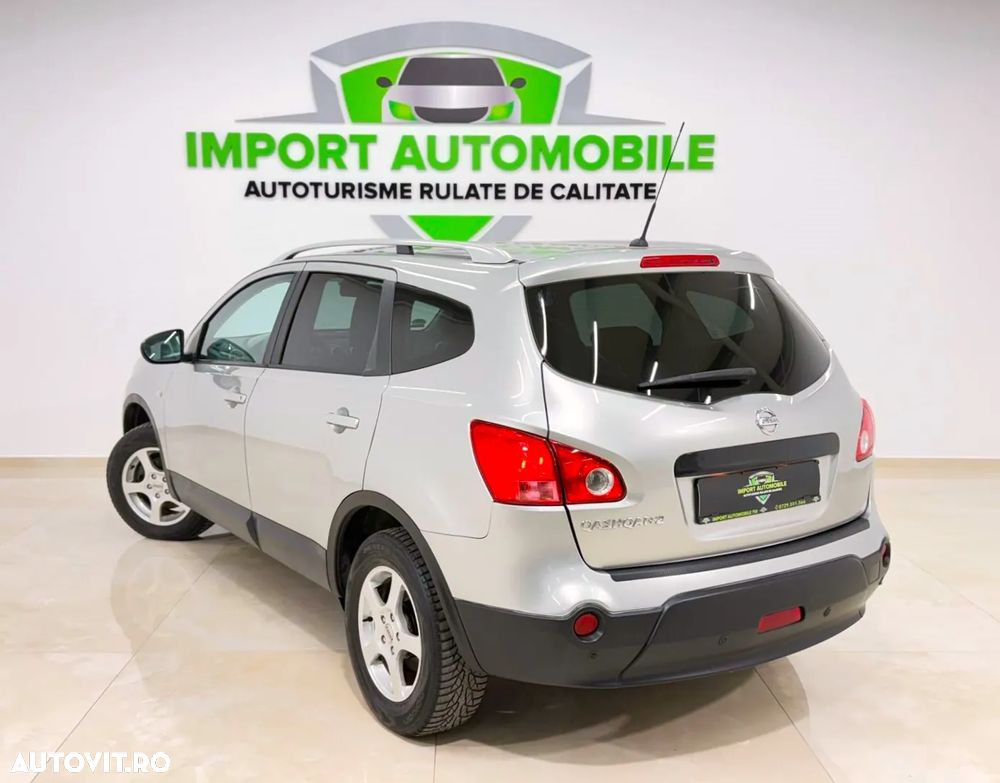 Nissan Qashqai+2 - 13