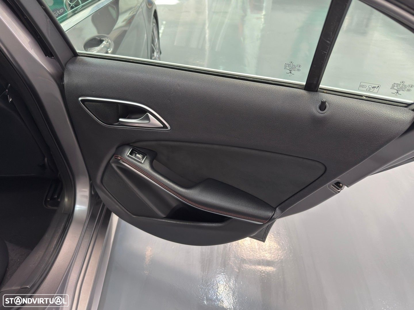 Mercedes-Benz A 200 CDi BE AMG Line - 19