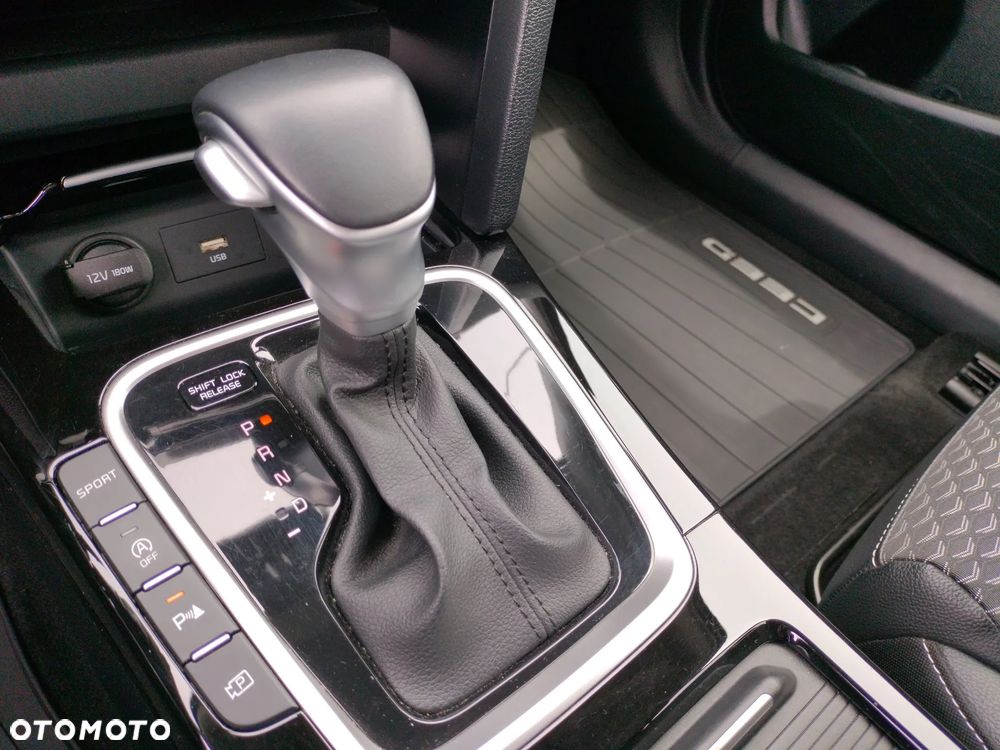 Kia Ceed 1.5 T-GDI Business Line DCT - 15