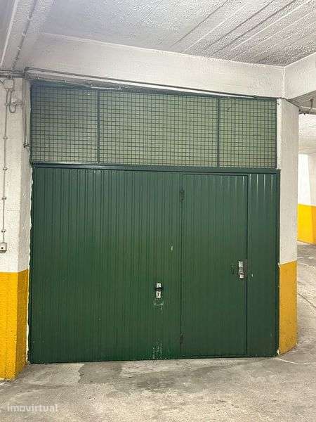 Ap. T3 com Garagem Box e arrecadação. Venda - Grande imagem: 2/12