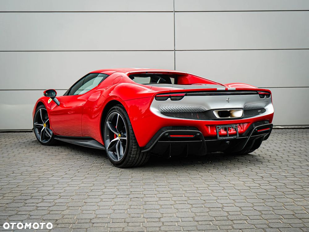 Ferrari 296 GTB - 4