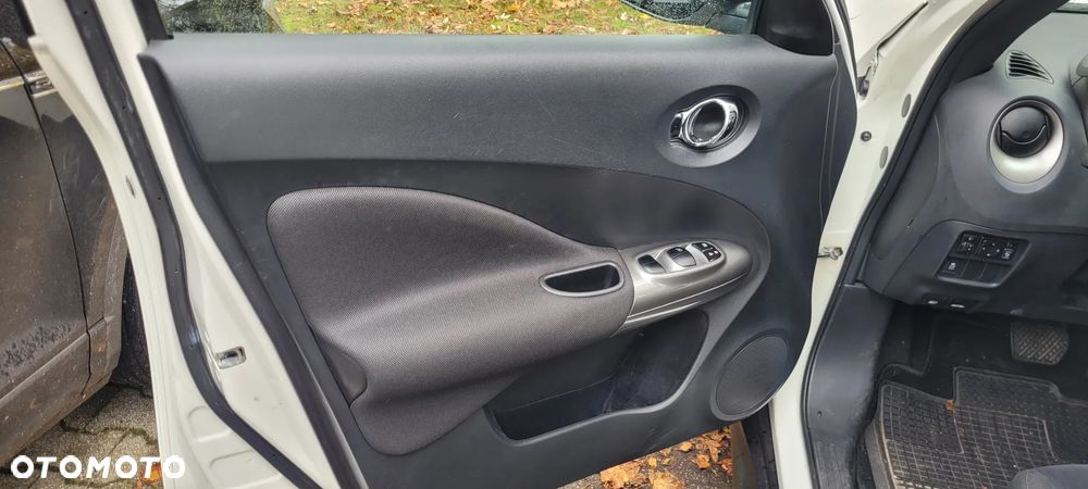Nissan Juke 1.6 CVT Acenta - 10