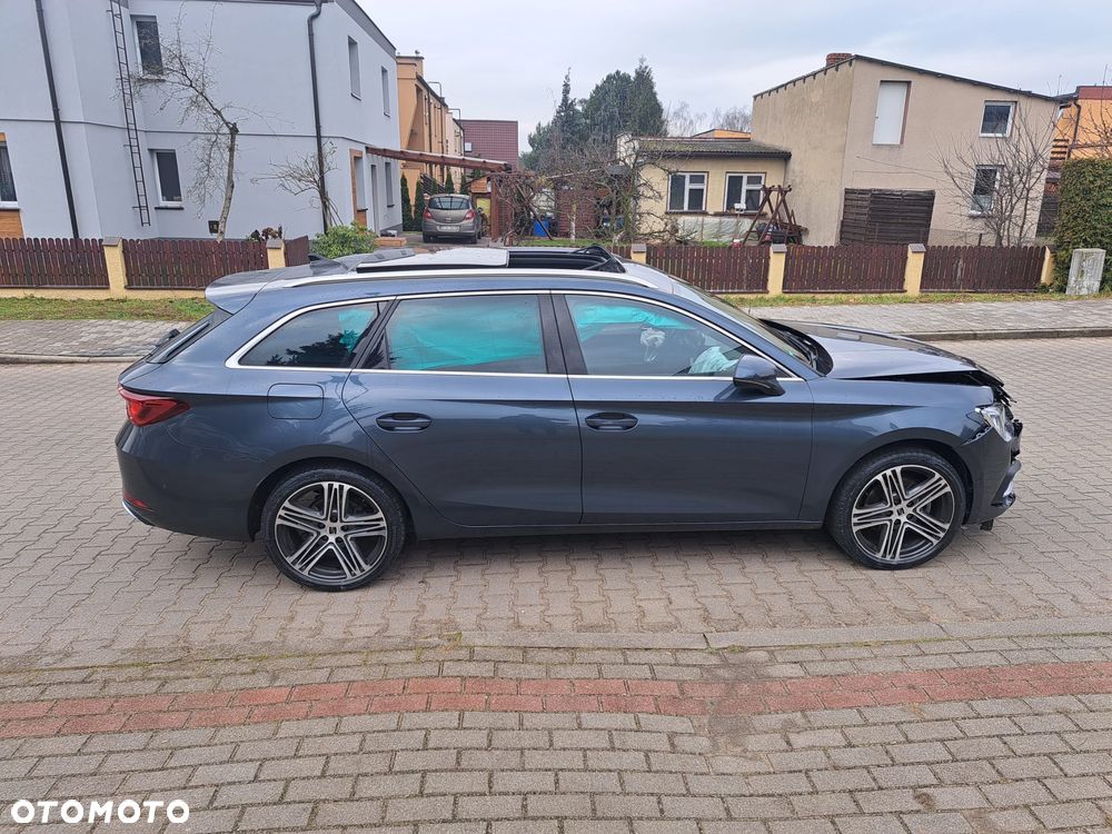 Seat Leon 2.0 TDI DSG Xcellence - 4