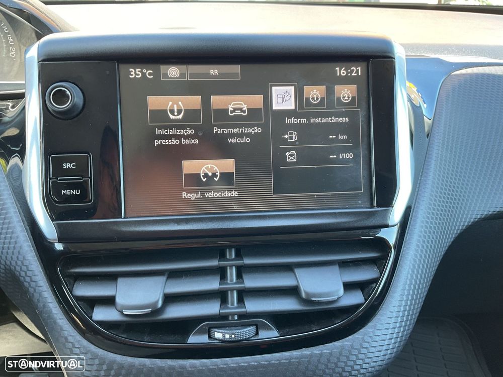 Peugeot 2008 1.2 PureTech Style - 29