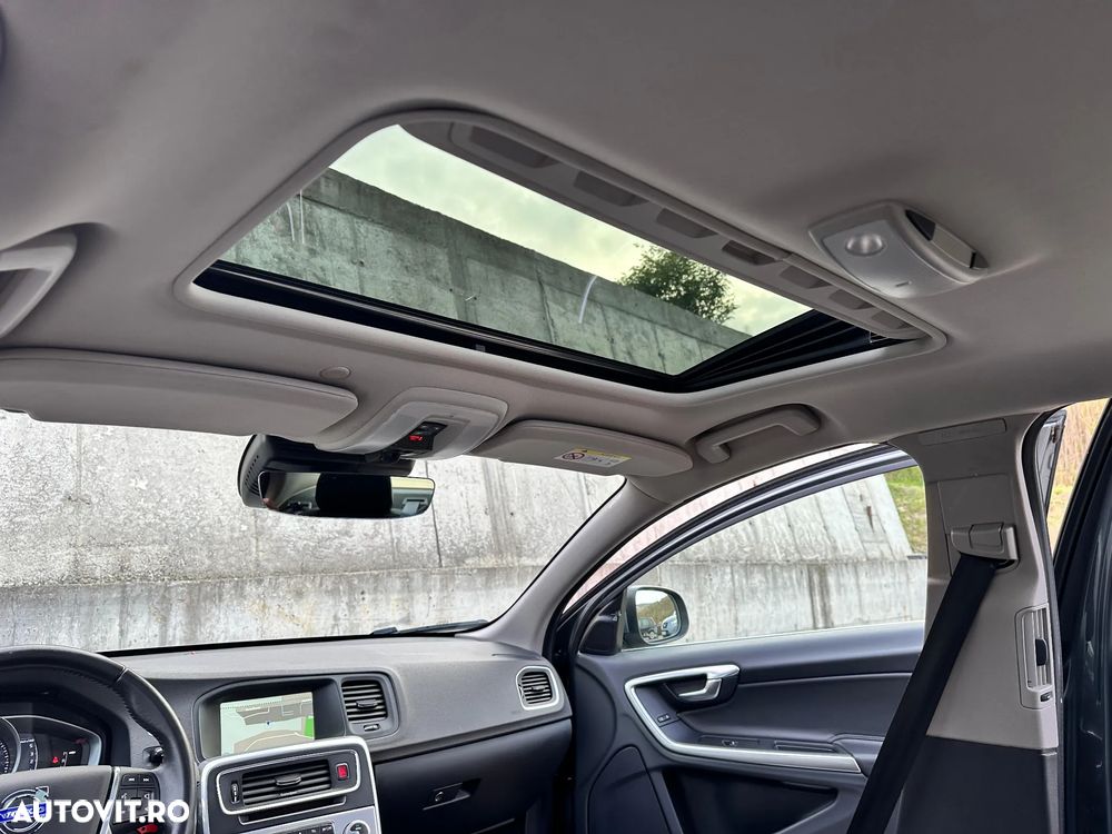 Volvo S60 D2 Geartronic Momentum - 20