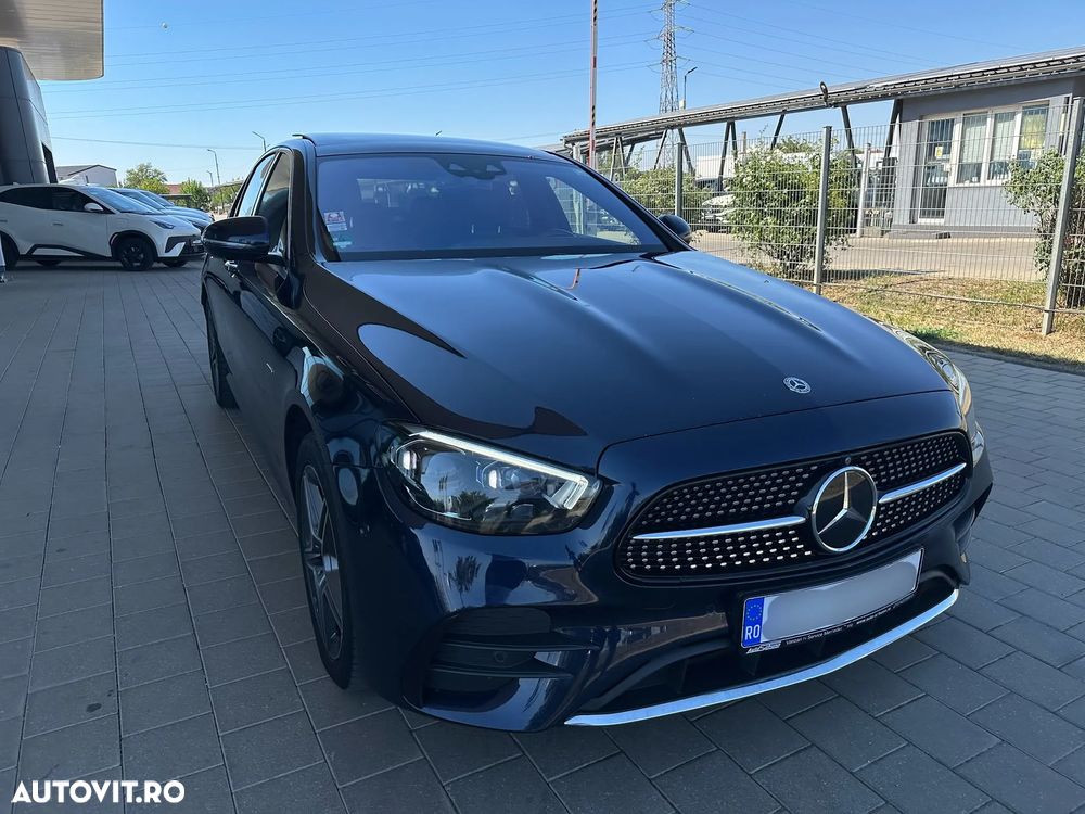 Mercedes-Benz E 300 4MATIC 9G-TRONIC AMG Line - 11