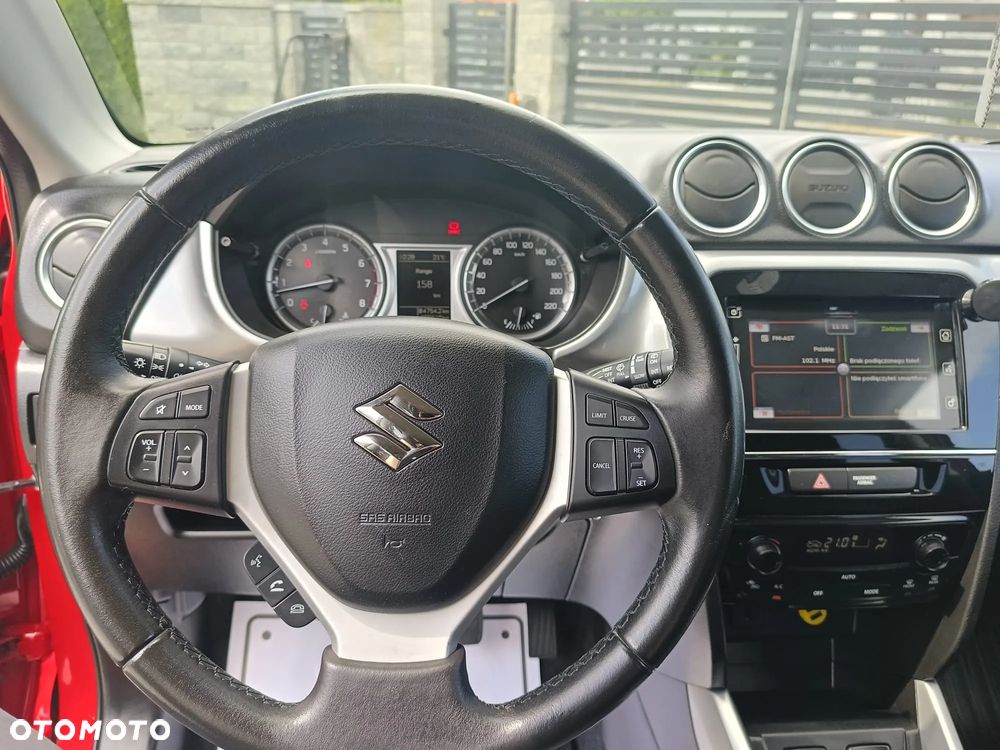 Suzuki Vitara 1.6 Comfort 2WD - 11