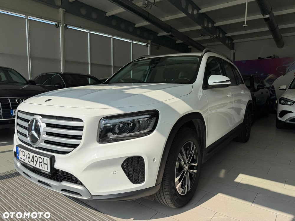 Mercedes-Benz GLB 200 d 4-Matic 8G-DCT - 5