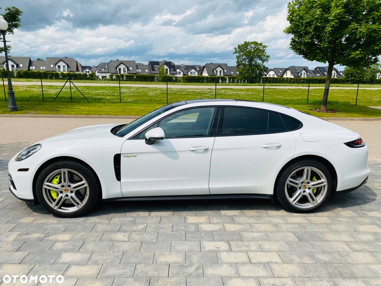 Porsche Panamera 4 E-Hybrid - 31