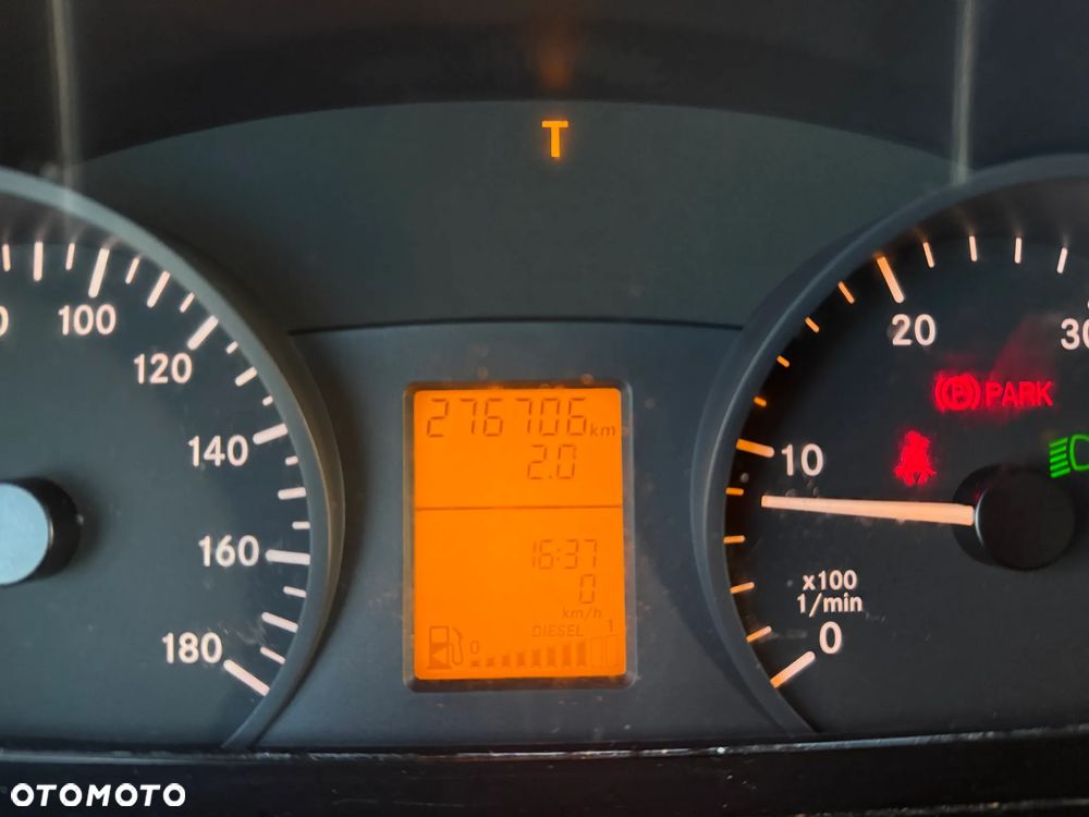 Mercedes-Benz Sprinter - 17