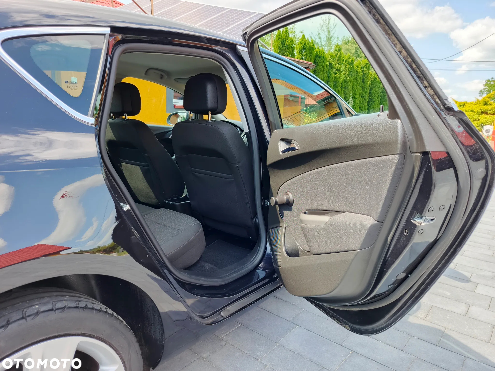 Opel Astra 1.4 EcoFLEX Design Edition - 29