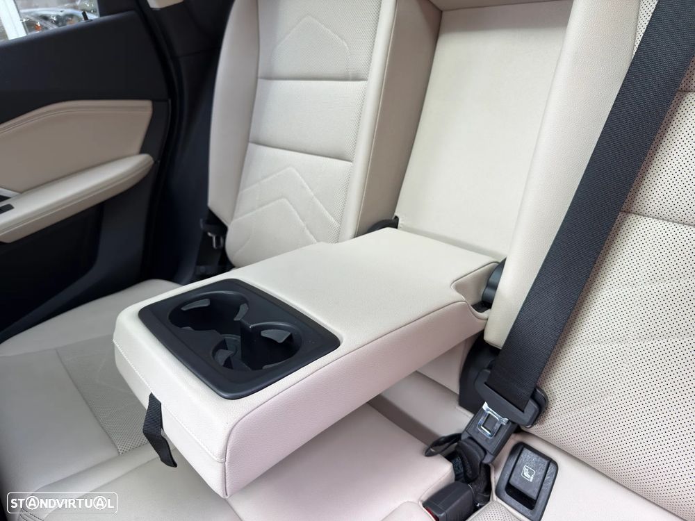 BMW iX1 xDrive30 xLine - 20