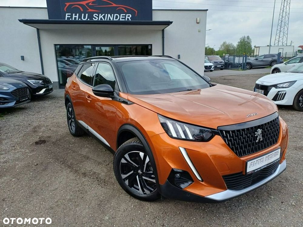 Peugeot 2008 PureTech 130 EAT8 GT Pack - 1