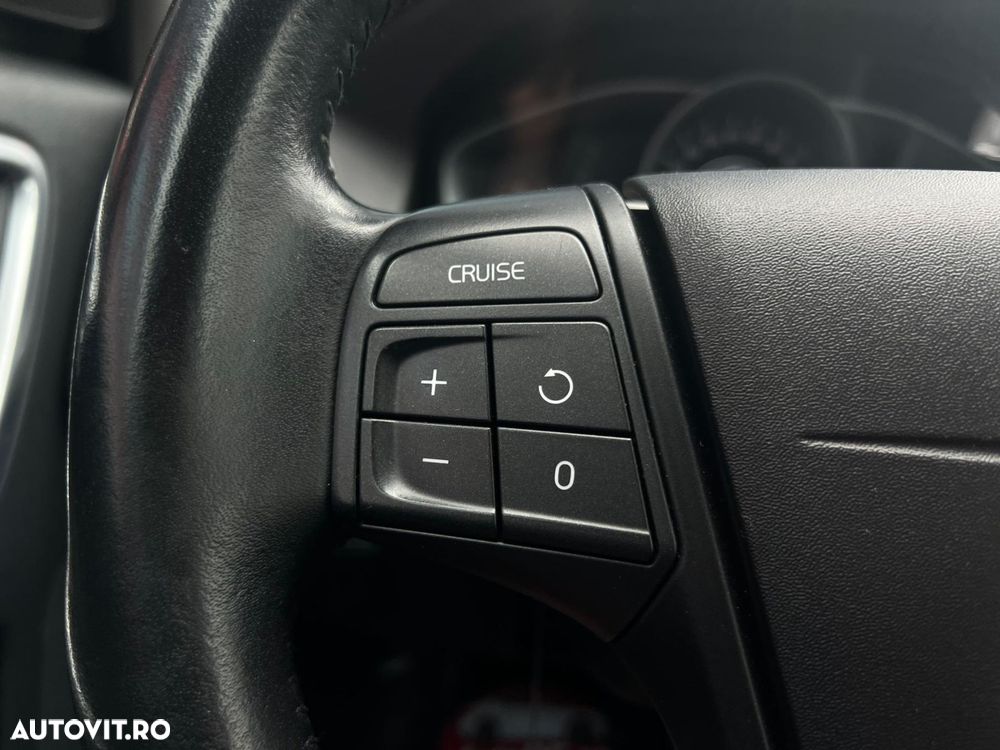 Volvo XC 60 - 18