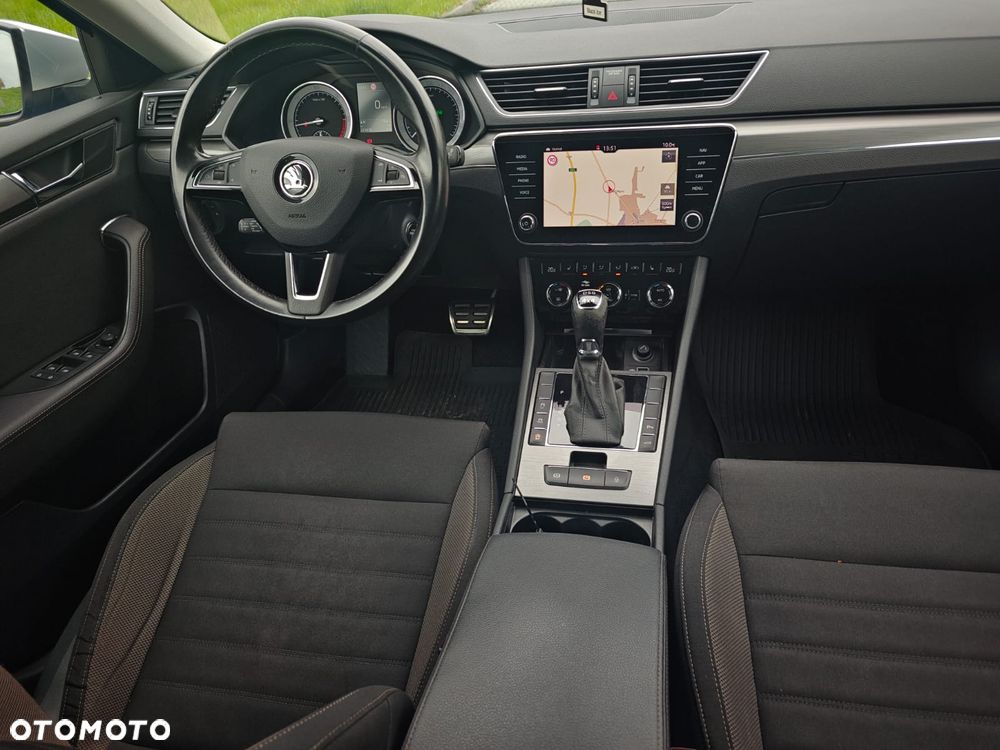Skoda Superb 2.0 TDI 4x4 DSG Scout - 19