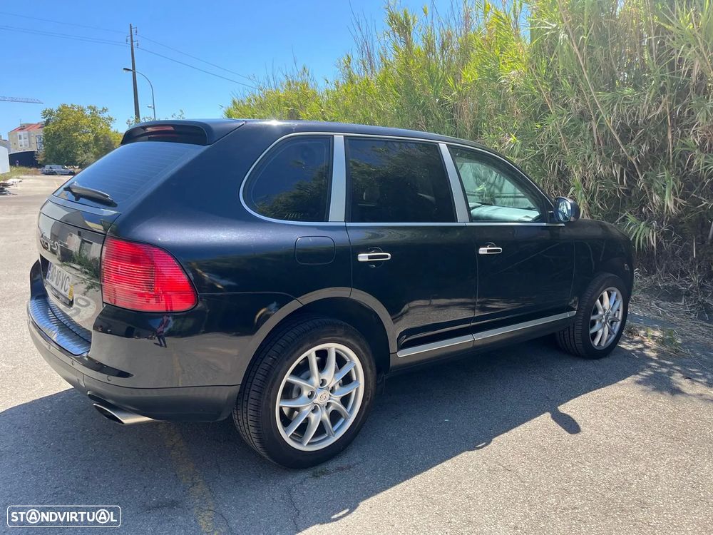 Porsche Cayenne S Tiptronic - 4