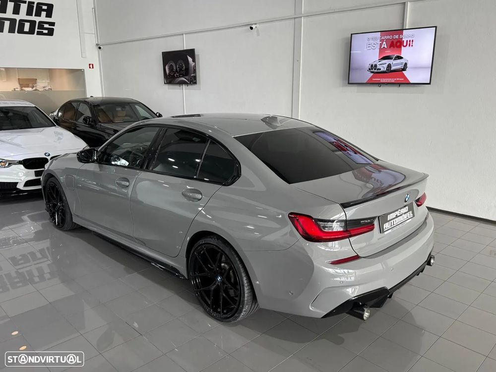 BMW 330 e Pack M Auto - 10