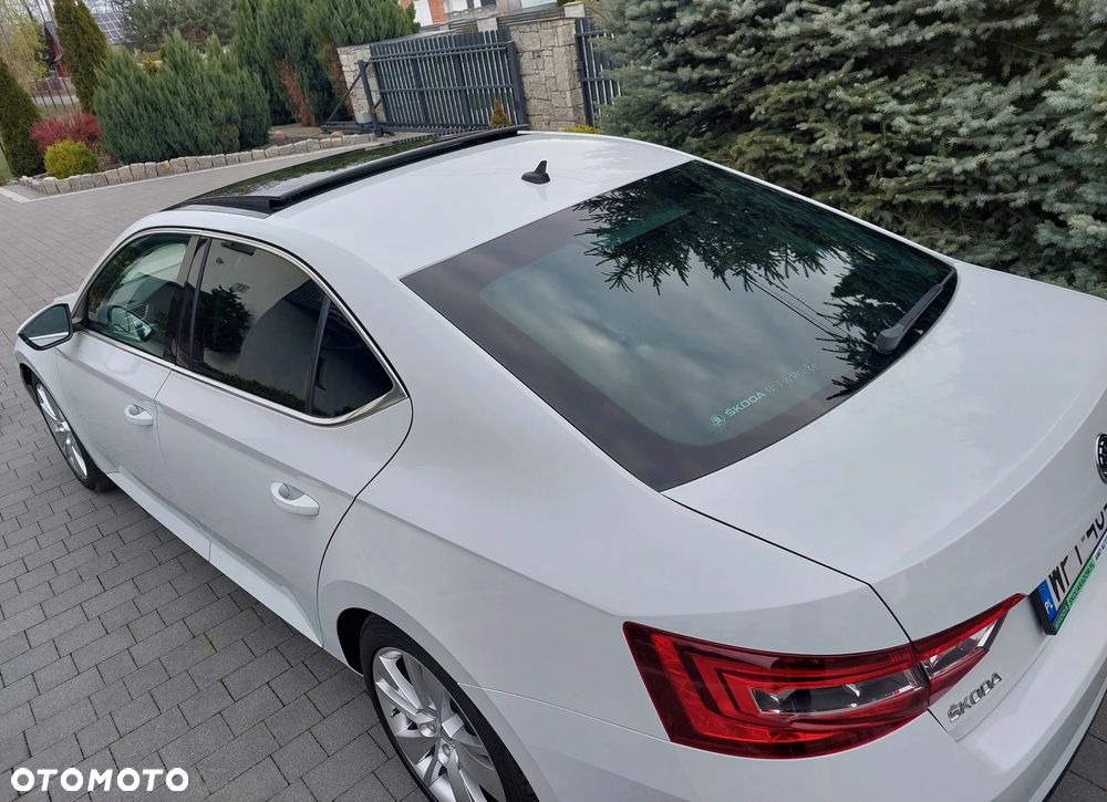 Skoda Superb 2.0 TDI 4x4 Style DSG - 39