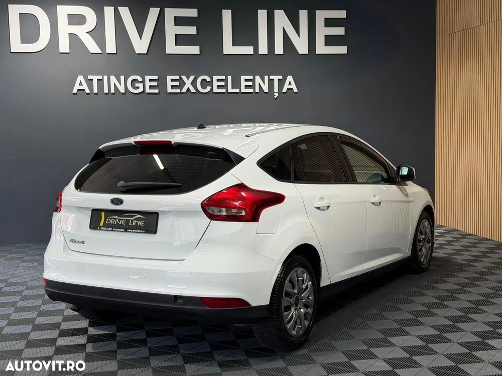 Ford Focus 1.5 EcoBlue Active - 4