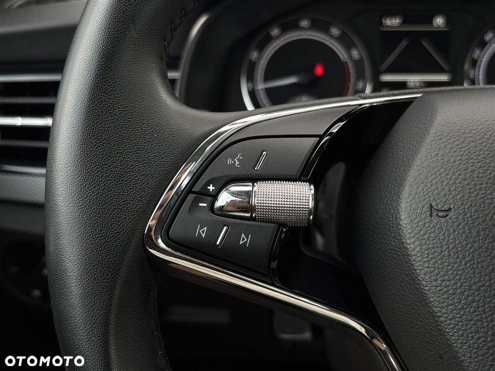 Skoda Kamiq 1.0 TSI Ambition - 19