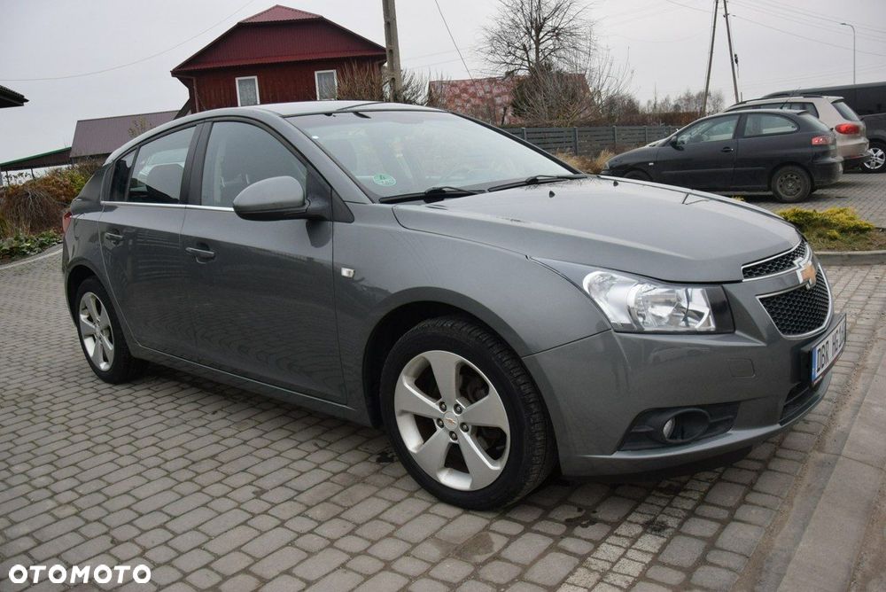 Chevrolet Cruze - 5