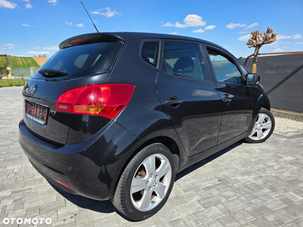 Kia Venga 1.4 CVVT Titanium Collection - 3