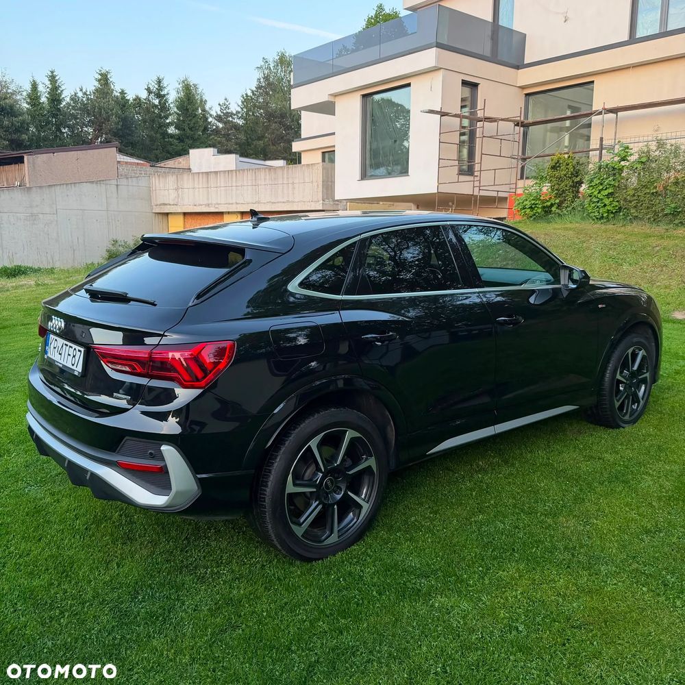 Audi Q3 40 TFSI Quattro S-Line S tronic - 2