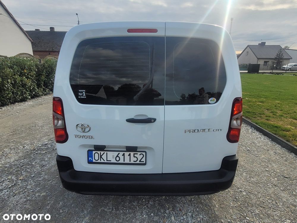 Toyota Proace City - 10