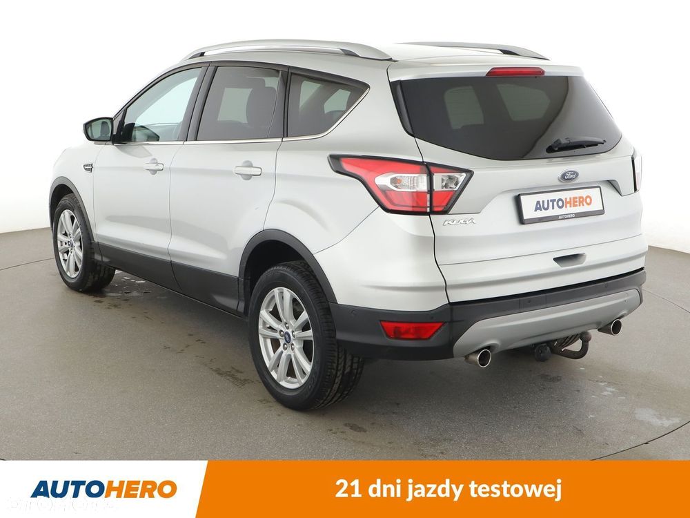 Ford Kuga - 4