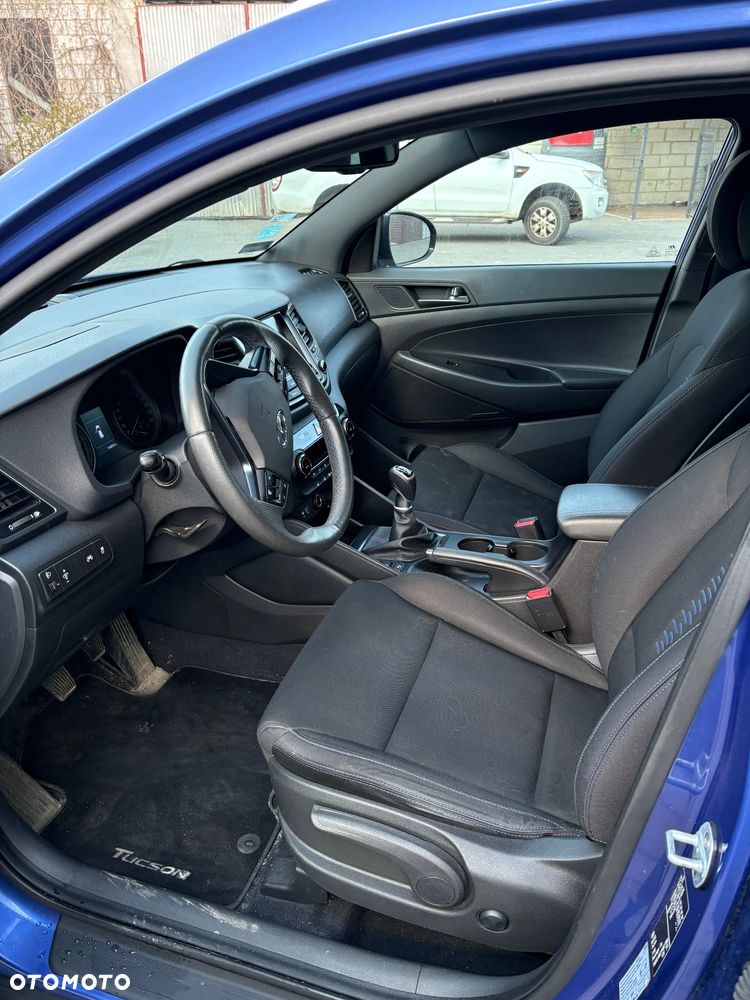 Hyundai Tucson 1.6 GDI BlueDrive GO 2WD - 9