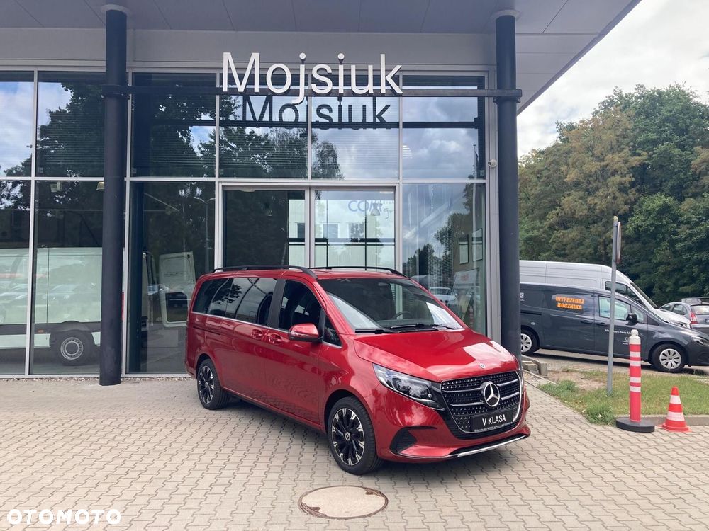 Mercedes-Benz Klasa V - 2